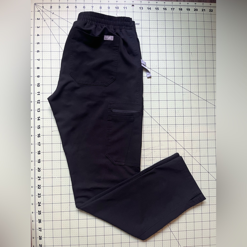 Figs Yola scrub pants